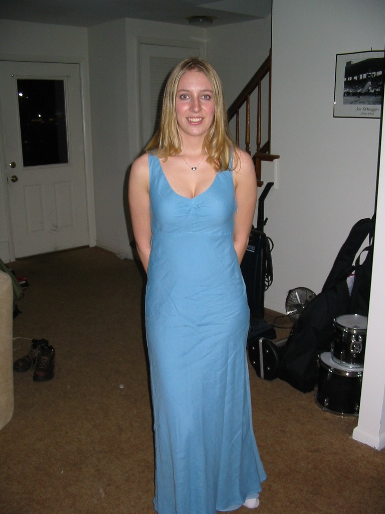 anne-valdress.jpg